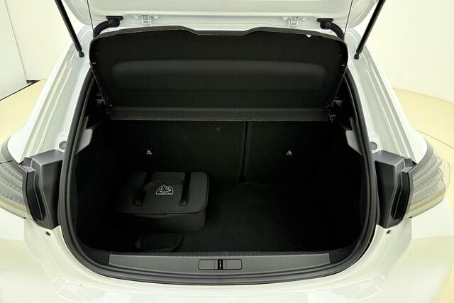 Peugeot e-208 EV GT 50 kWh | WLTP 363KM | Panorama Dak | Cruise Control | parkeersensoren Rondom | Start/Stopknop | Climate Control | Parkeer Camera Achter |
