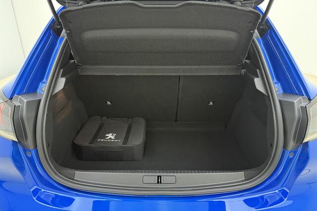 Peugeot e-208 EV GT Pack 50 kWh GT Pack | 3D-cockpit | Apple CarPlay/ Android Auto | Full LED | Adaptive Cruise Control