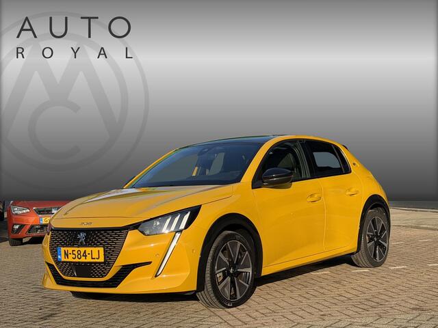 Peugeot e-208 EV GT Pack 50 kWh SOH 92% | PANORAMADAK| MULTIMEDIA| NAVIGATIE | AIRCO/ECC | APPLE CARPL./ANDROID AUTO | CRUISECONTROL | CAMERA | SPORT STOELEN | PARKEERSENSOREN |