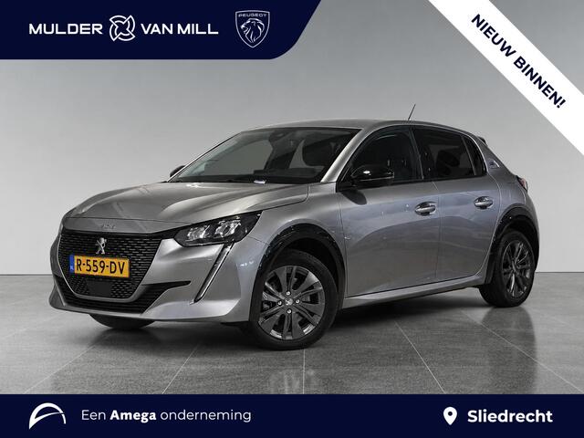 Peugeot e-208 Allure Pack EV 3-FASEN 50kWh 136pk | ADAPTIVE CRUISE | KEYLESS ENTRY | STOELVERW. | CAMERA | 3D i-COCKPIT® | NAVI | CLIMA | ALL-SEASONBANDEN