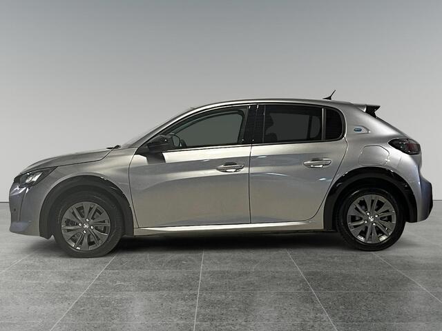 Peugeot e-208 Allure Pack EV 3-FASEN 50kWh 136pk | ADAPTIVE CRUISE | KEYLESS ENTRY | STOELVERW. | CAMERA | 3D i-COCKPIT® | NAVI | CLIMA | ALL-SEASONBANDEN