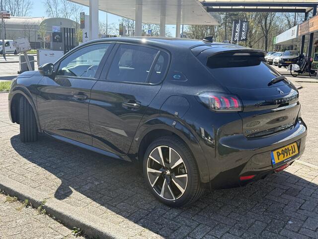 Peugeot e-208 EV GT Pack 50 kWh ALL-INRIJKLAARPRIJS/Navi/Camera/350KM Actieradius/Keyless entry en start