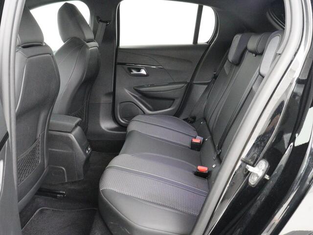 Peugeot e-208 EV GT 350 50 kWh | SOH 89,8% | Half leder | Camera | Carplay | Navigatie | Side Assist | Sportstoelen | Full LED | Parkeerhulp | DAB | Climate control | Bluetooth | Cruise control