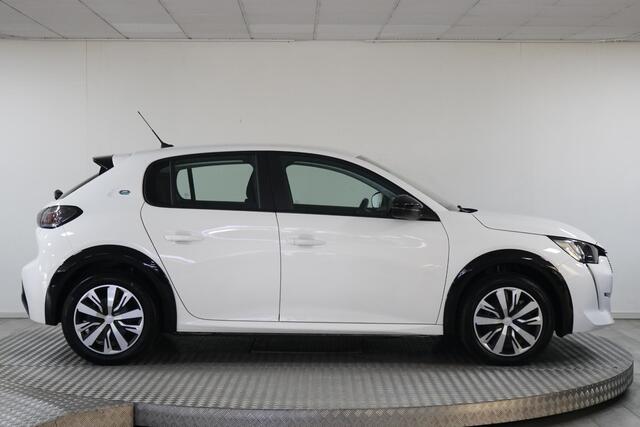 Peugeot e-208 EV Active 50 kWh Climate | Cruise | Carplay | DAB | Org. NL.