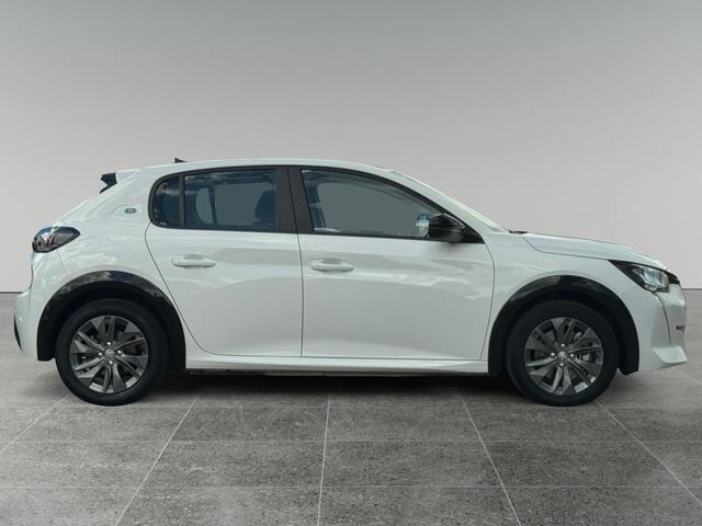 Peugeot e-208 Active Pack EV 3-FASEN 50kWh 136pk | LAGE KM-STAND! | NAVI | LED KOPLAMPEN | PARKEERHULP | LM-VELGEN | CLIMA | CRUISE | KEYLESS START | DAB+ |