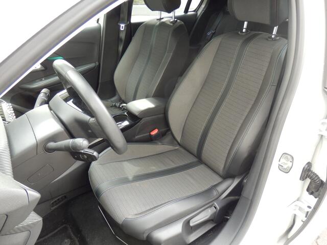 Peugeot e-208 EV Allure Pck 50 kWh I 360 camera I