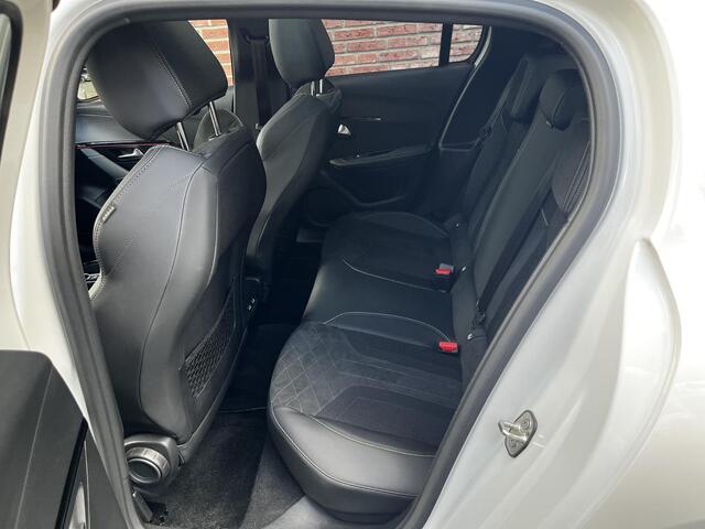 Peugeot e-208 GT Pack EV 3-FASEN 50kWh 136pk | PANODAK | BLACK DIAMOND | DODEHOEKBEW. | ALCANTARA | STOELVERW. | ADAPTIVE CRUISE |