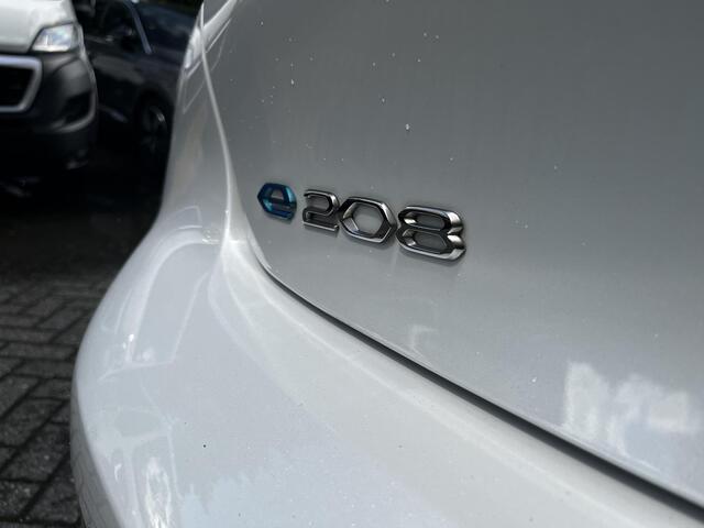 Peugeot e-208 GT Pack EV 3-FASEN 50kWh 136pk | PANODAK | BLACK DIAMOND | DODEHOEKBEW. | ALCANTARA | STOELVERW. | ADAPTIVE CRUISE |
