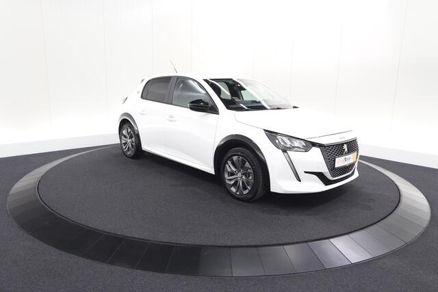 Peugeot e-208 EV Active Pack 50 kWh | SOH 91,3% | 11 KW LADER | IJSKOUDE Climate Control | Parkeersensoren | Apple Carplay