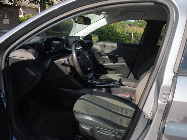 Peugeot e-208 EV Allure 50 kWh | Camera | Apple Carplay | Navi | DAB | Cruise Control |