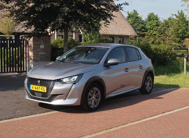 Peugeot e-208 EV Allure 50 kWh | Camera | Apple Carplay | Navi | DAB | Cruise Control |