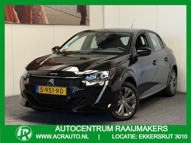 Peugeot e-208 EV ACTIVE PACK 50 kWH NAVIGATIE CRUISE CONTROL CLIMATE CONTROL BLUETOOTH TELEFOON APPLE CARPLAY/ANDROID 16" LICHTMETALEN VELGEN PDC ZEER MOOI !!