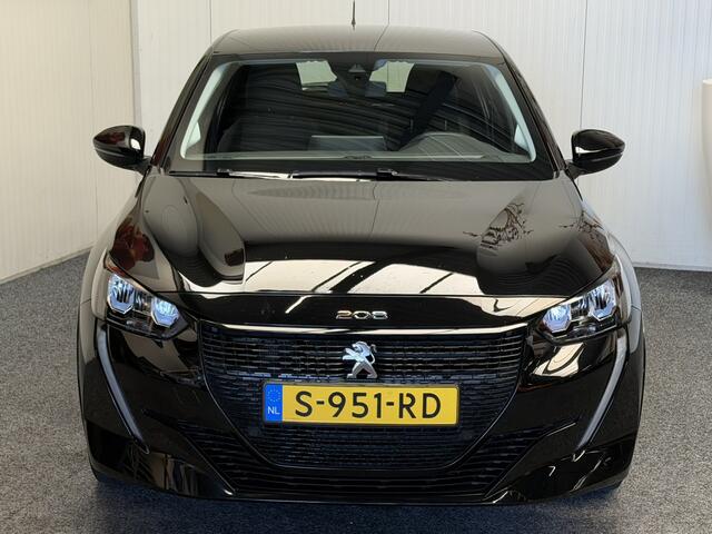 Peugeot e-208 EV ACTIVE PACK 50 kWH NAVIGATIE CRUISE CONTROL CLIMATE CONTROL BLUETOOTH TELEFOON APPLE CARPLAY/ANDROID 16" LICHTMETALEN VELGEN PDC ZEER MOOI !!