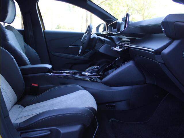 Peugeot e-208 EV GT Pack 50 kWh | Navi / Panoramadak / Camera