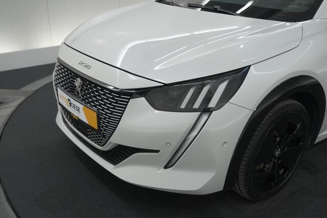 Peugeot e-208 EV GT 50 kWh | 93,7% SOH | Black Pack | Dodehoekdetectie | Camera | Apple Carplay