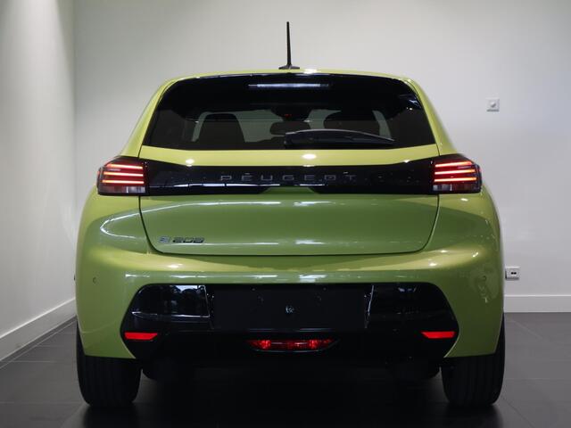 Peugeot e-208 EV E-Style 50 kWh | Parkeerhulp | Stoelverwarming | Cruise control | Apple Carplay/Android Auto