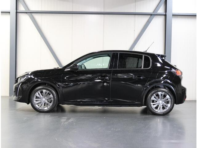 Peugeot e-208 EV Allure Pack 50 kWh 136PK | 1ste eigenaar | ACCU 93% | Camera | AppleCarPlay/AndroidAuto | Armsteun | Navigatie | LEER/Stof | LED | Climate Control | Cruise Control | AUTOMAAT | Parkeersensoren | Isofix | Privacy Glass |