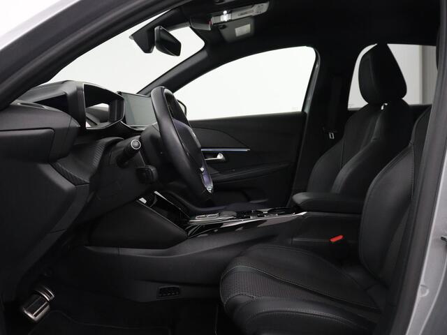 Peugeot e-208 EV GT 350 50 kWh | SOH 92,2% | Half leder | Stoelverwarming | Navigatie | Climate control | Carplay | Camera | Park assist