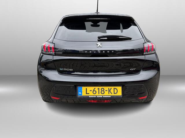 Peugeot e-208 EV GT 350 50 kWh 3 fase lader | Stoelverwarming | 3D dashboard | Camera | Navi