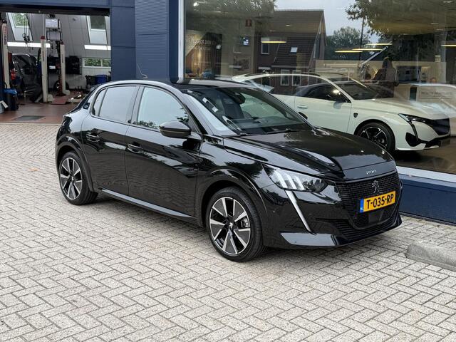 Peugeot e-208 EV GT Pack 136 PK | Alcantara Bekleding | Full-LED Koplampen | Stoelverwarming | Keyless Entry | Apple Carplay | Full map Navigatie | Parkeersensoren Rondom | Camera Achter |