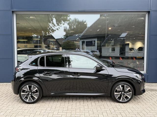 Peugeot e-208 EV GT Pack 136 PK | Alcantara Bekleding | Full-LED Koplampen | Stoelverwarming | Keyless Entry | Apple Carplay | Full map Navigatie | Parkeersensoren Rondom | Camera Achter |