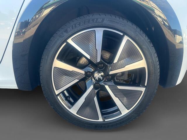 Peugeot e-208 EV GT 350 50 kWh | SOH 91% | CAMERA | LED | SPORTSTOELEN | SFEER VERLICHTING |