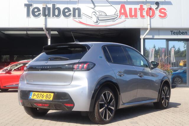 Peugeot e-208 EV GT Pack 50 kWh | SOH 92,4% | Panoramadak | Apple Carplay/Android Auto | Virtual cockpit | Adaptive cruise
