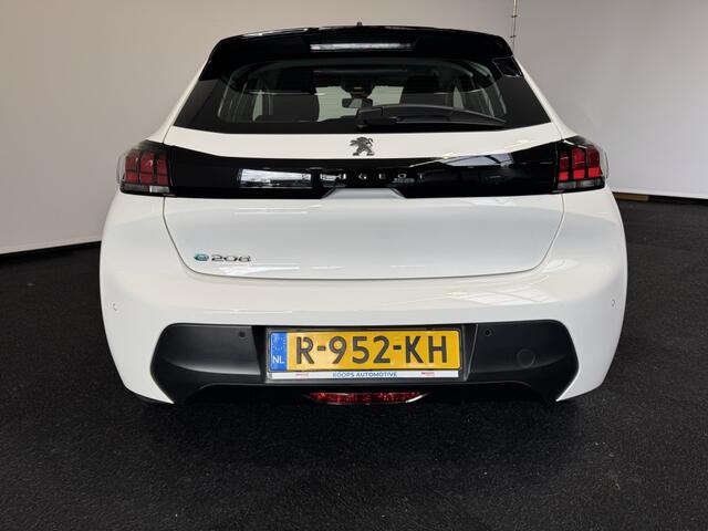 Peugeot e-208 50Kwh SOH 98% | Carplay | Parkeersensor | Cruise Control