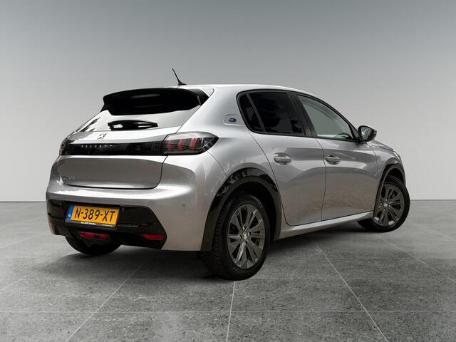 Peugeot e-208 Allure Pack EV 3-FASEN 50kWh 136pk | TREKHAAK | STOELVERW. | KEYLESS ENTRY | ADAPTIVE CRUISE | 3D i-COCKPIT® | CAMERA | NAVI |