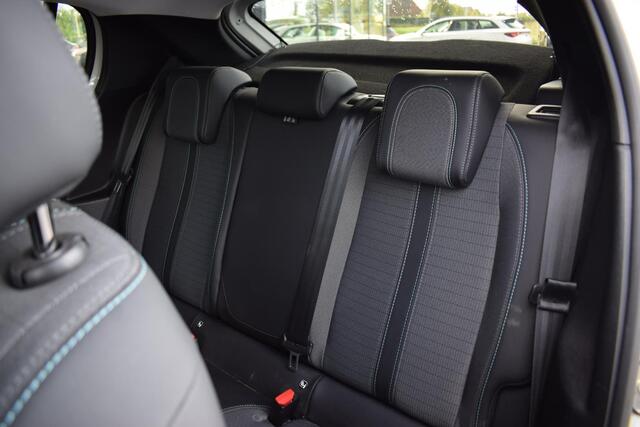 Peugeot e-208 EV Active 50 kWh | SOH: 92,3% | Apple CarPlay | Half Leer | Sportstoelen | Cruise