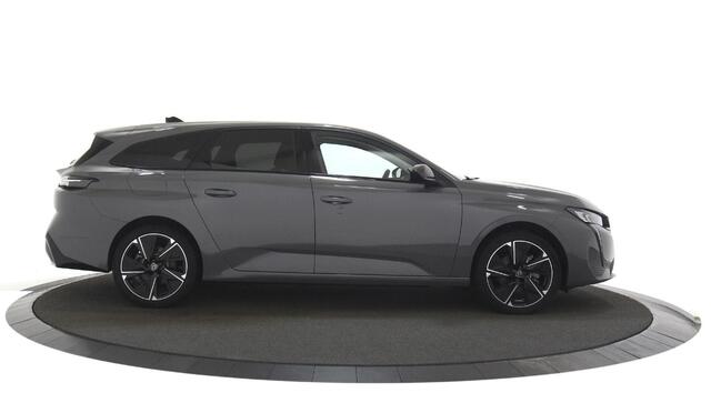Peugeot e-308 SW Allure EV 54 kWh Trekhaak / Camera / Navigatie