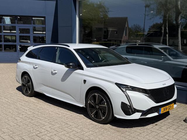 Peugeot e-308 SW GT EV 54 kWh | Nieuwe Auto | Tot 8 jaar Garantie | Tot 420 Km WLTP | Alcantara Executive Pack | 360 Graden Camera | Navigatie | Stoelverwarming & Massage | Warmtepomp | Draadloze Telefoonlader | Keyless Entry | Elektrische Kofferklep | 18" Lichtmetalen