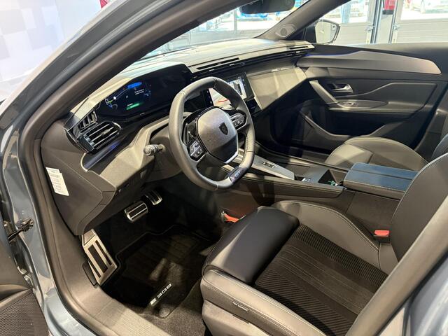 Peugeot e-308 SW GT 54 kWh | Alcantara | Stoelverwarming | Apple Carplay/Android Auto