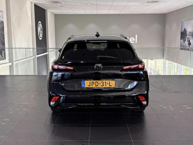Peugeot e-308 SW GT 54 kWh Climate Control | Voorstoelen Elek. Verstelbaar | Elek. Kofferklep | Full Map Navigatie | Apple Carplay / Android Auto | 360 Camera | Parkeersensoren | Bekleding Half Leder / Alcantara | Direct uit Voorraad Leverbaar!