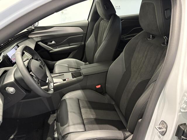 Peugeot e-308 SW GT Avantage EV 54 kWh | APPLE CARPLAY & ANDROID AUTO | ELEKTR. ACHTERKLEP | VERWARMDE STOELEN |