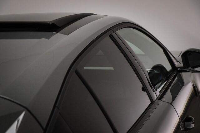 Peugeot e-408 GT 58 kWh | NIEUW | PANORAMADAK | STUURVERWARMING | MASSAGE | DAB | APPLE | 360 CAMERA