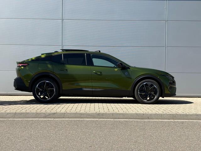 Peugeot e-408 GT Exclusive 58 kWh | Nieuw model | Focal audio | Panoramadak | Lederen stoelen |