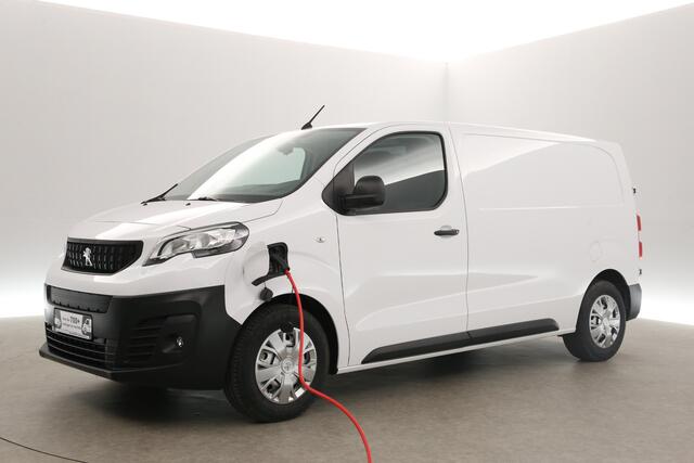 Peugeot e-Expert L2H1 75 kWh | 2025 | Elektrisch | Airco | 360° Camera | Carplay | Cruise | 3-Zits