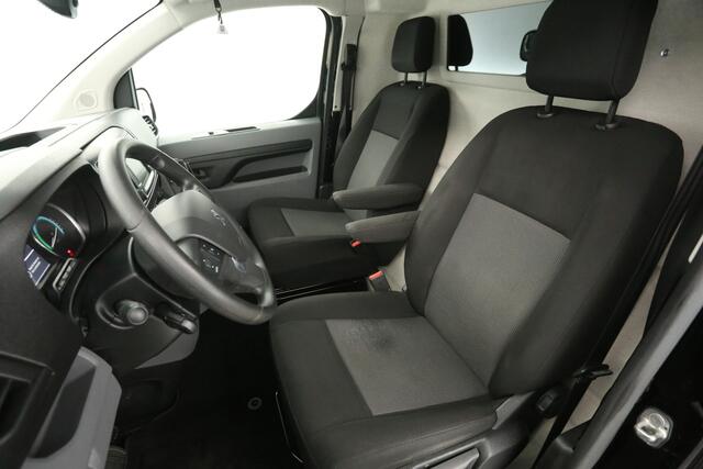 Peugeot e-Expert L2H1 75 kWh | SOH 93% | Snelladen | Airco | Cruise | 3-Zits | Camera | Trekh. | Carplay | Parkeersens.