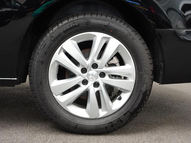 Peugeot e-Expert Long Premium 75 kWh 3-zits Automaat Airco Navi