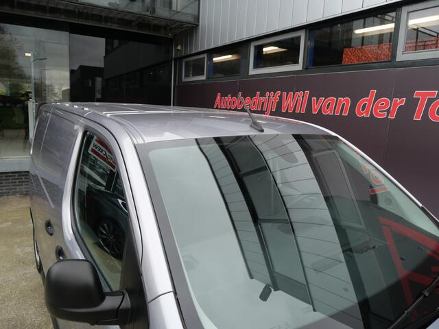Peugeot e-Expert PREMIUM 75 kWh | LANG | CARPLAY | CRUISE | AIRCO | APK 02-2027!!