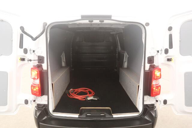 Peugeot e-Expert Premium Long 75 kWh L3H1 | Snelladen | SOH 94% | Airco | Carplay | 3 Zits | Navigatie | Trekhaak