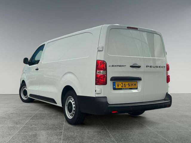 Peugeot e-Expert EV L2 75 kWh | 136pk | Navi | Apple Carplay | Android Auto | Parkeersensoren voor en achter | Achteruitrijcamera | Dode hoek detectie | Mistlampen | Licht- en regensensor | Automatische verlichting | Digital cockpit