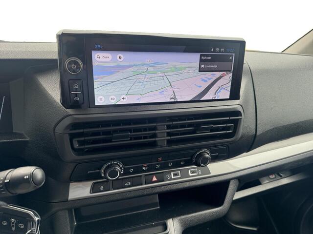 Peugeot e-Expert EV L2 75 kWh | 136pk | Navi | Apple Carplay | Android Auto | Parkeersensoren voor en achter | Achteruitrijcamera | Dode hoek detectie | Mistlampen | Licht- en regensensor | Automatische verlichting | Digital cockpit