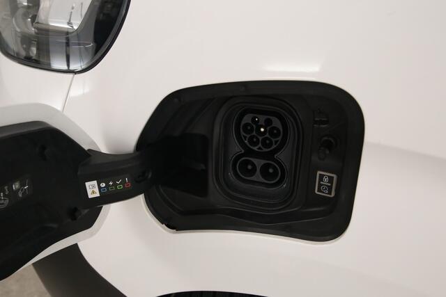 Peugeot e-Expert Opel Vivaro-e 75 kWh L2H1 | Snelladen | SOH 96% | 3 Zits | Airco | Cruise | Carplay | Parkeersens.
