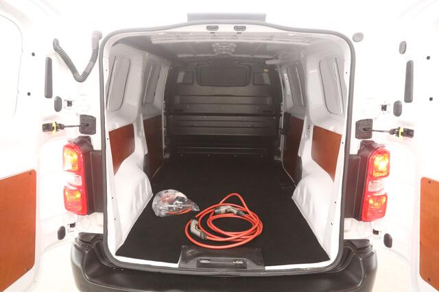Peugeot e-Expert Toyota ProAce Electric Worker 50 kWh L2H1 | Snelladen | SOH 99% | Airco | Cruise | 3 Zits
