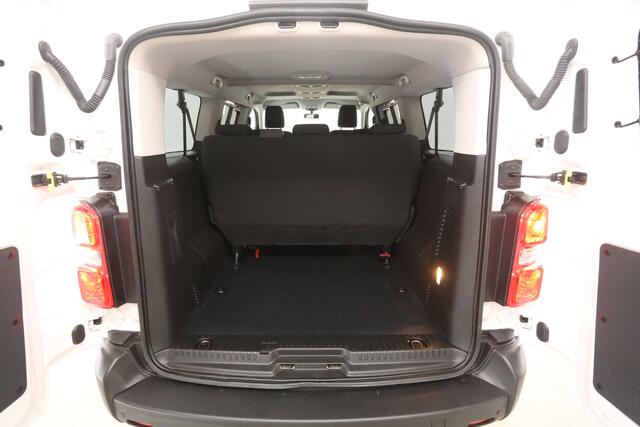 Peugeot e-Expert Kombi 75 kWh L3H1 8 Zits | Snelladen | SOH 90% | Airco | Camera | Cruise | Parkeersensoren