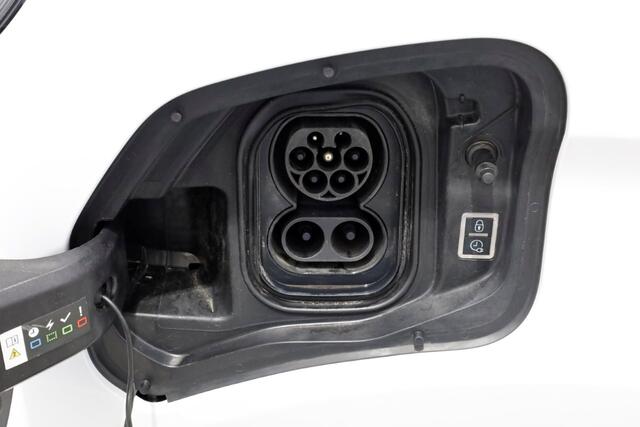 Peugeot e-Expert Long Standard 75kWh 100% Elektrisch Snellader Airco/Camera SOH 97,9% 01-2024