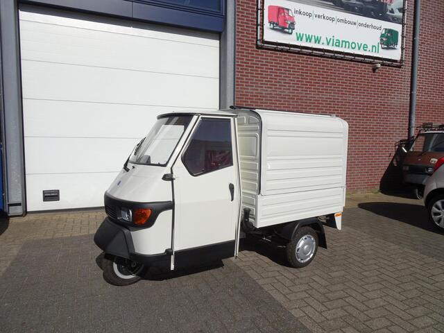 Piaggio APE 50 Ape 50 Van 1x zijklep en werkblad(FOODTRUCK/RECLAME)