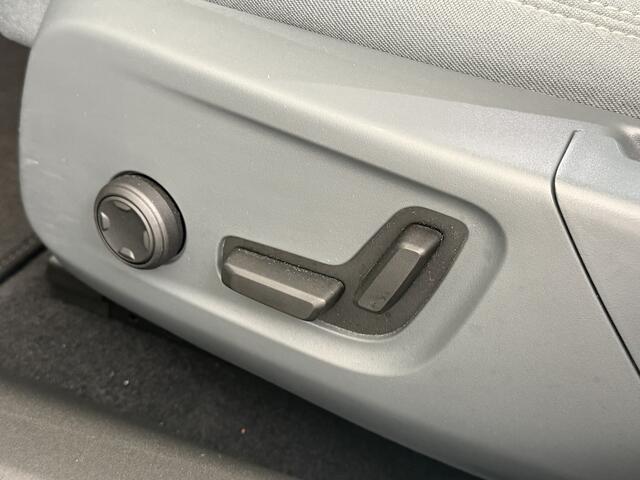 Polestar 2 AUT. 408 pk Long Range Dual Motor SOH 97,5% 78kWh Panorama-Dak Harman&Kardon® Electr.Stoelen Verwarmd+Achterbank+Stuur Adaptive-Cruise Carplay Android 360°Camera 19"Lmv Led-Adaptief WiFi PDC Park-Assist System-Home-Link Elektr.A.Klep Google Maps ECC Apps